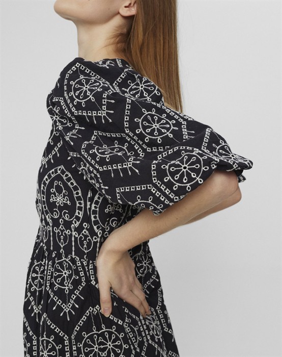 Evelyn Contrast Kjole